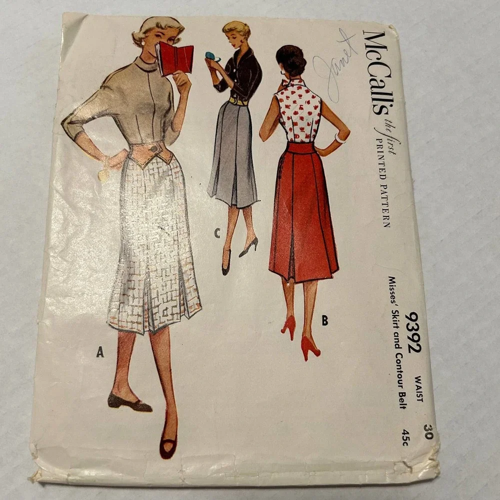 McCalls Vintage 1950's Pattern #9392 Skirt with Belt‎ Size 30 Waist
